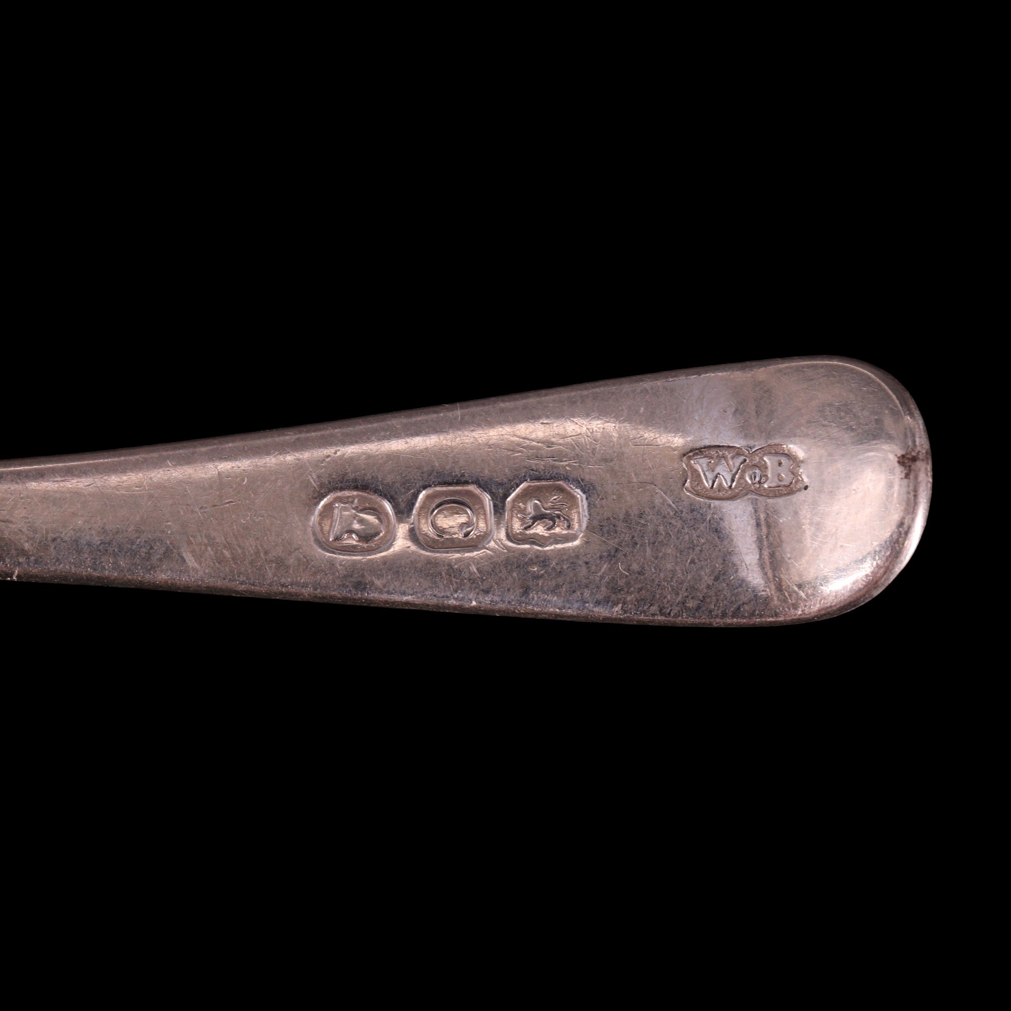 Lot 1169 - A Regency silver Hanoverian pattern mustard